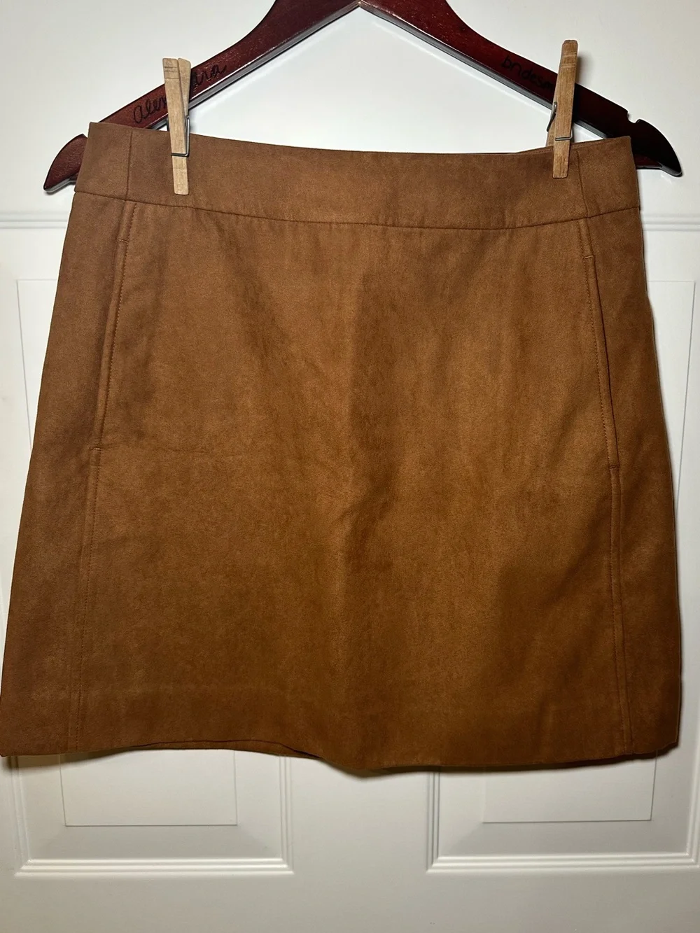 J.Crew Faux Suede Mini Skirt Camel Brown Size 6 | Soft Vegan Suede | Fall Staple